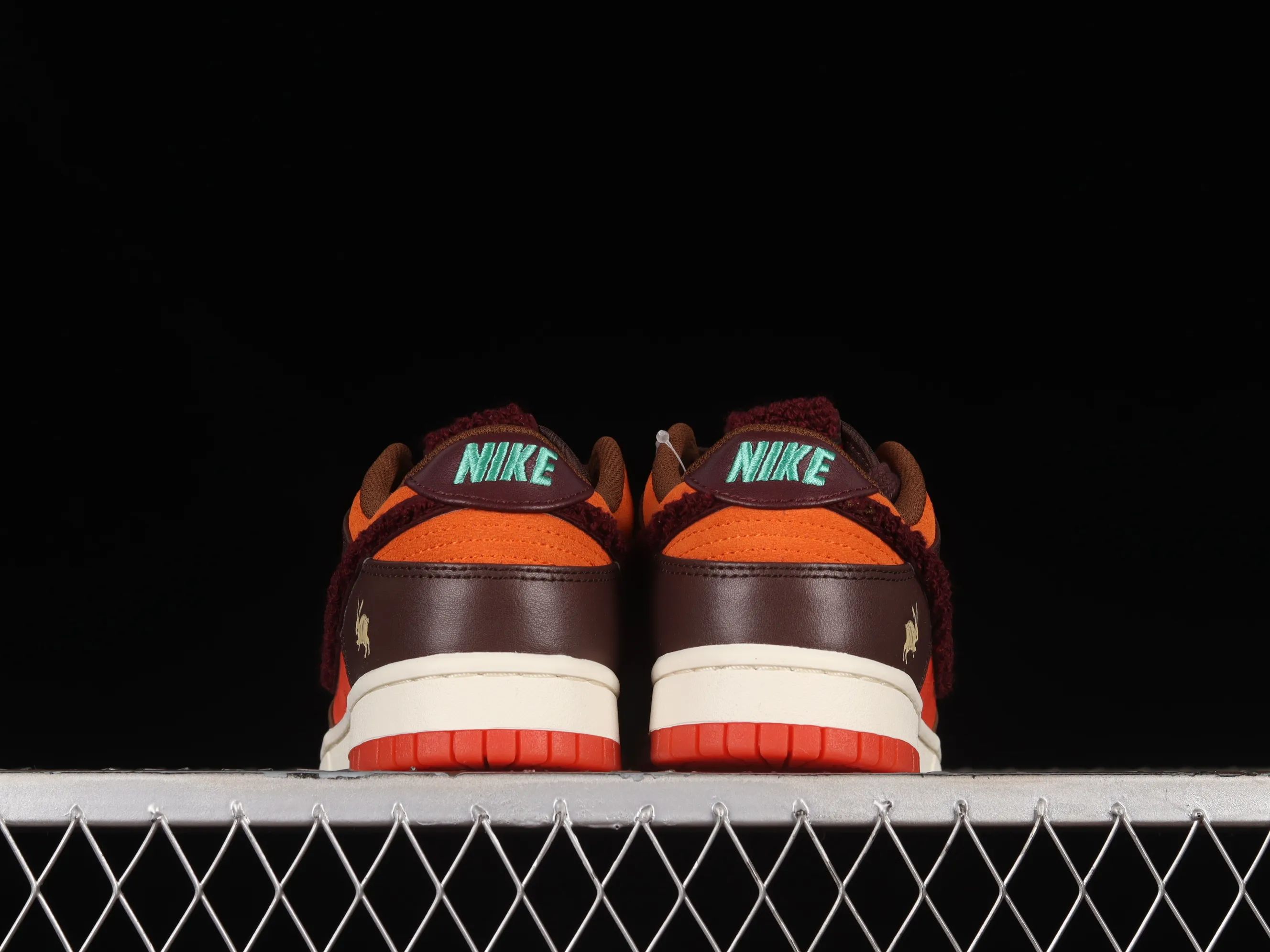 All Categories Nk SB Dunk Series Nk SB Dunk Low Low-top sneakers Nk Dunk Low "Year of the Rabbit" Year of the Rabbit limited edition Rabbit theme SB low-top sports and leisure sneakers FD4203-661